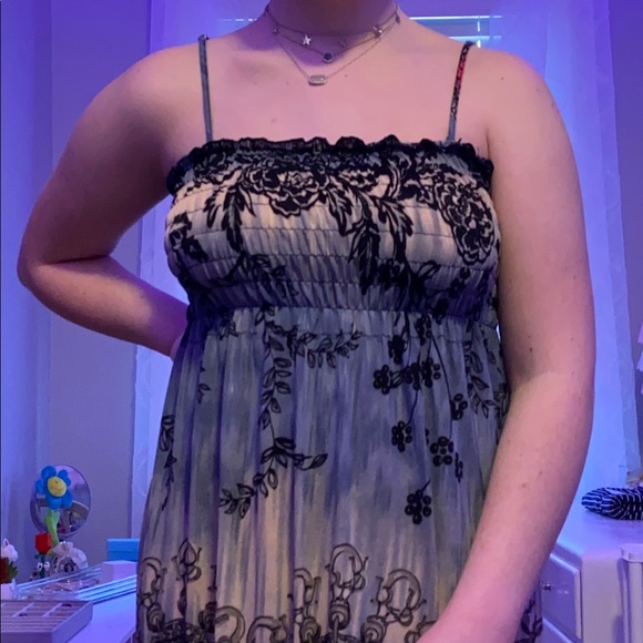 Sundress - Picture 2 of 3